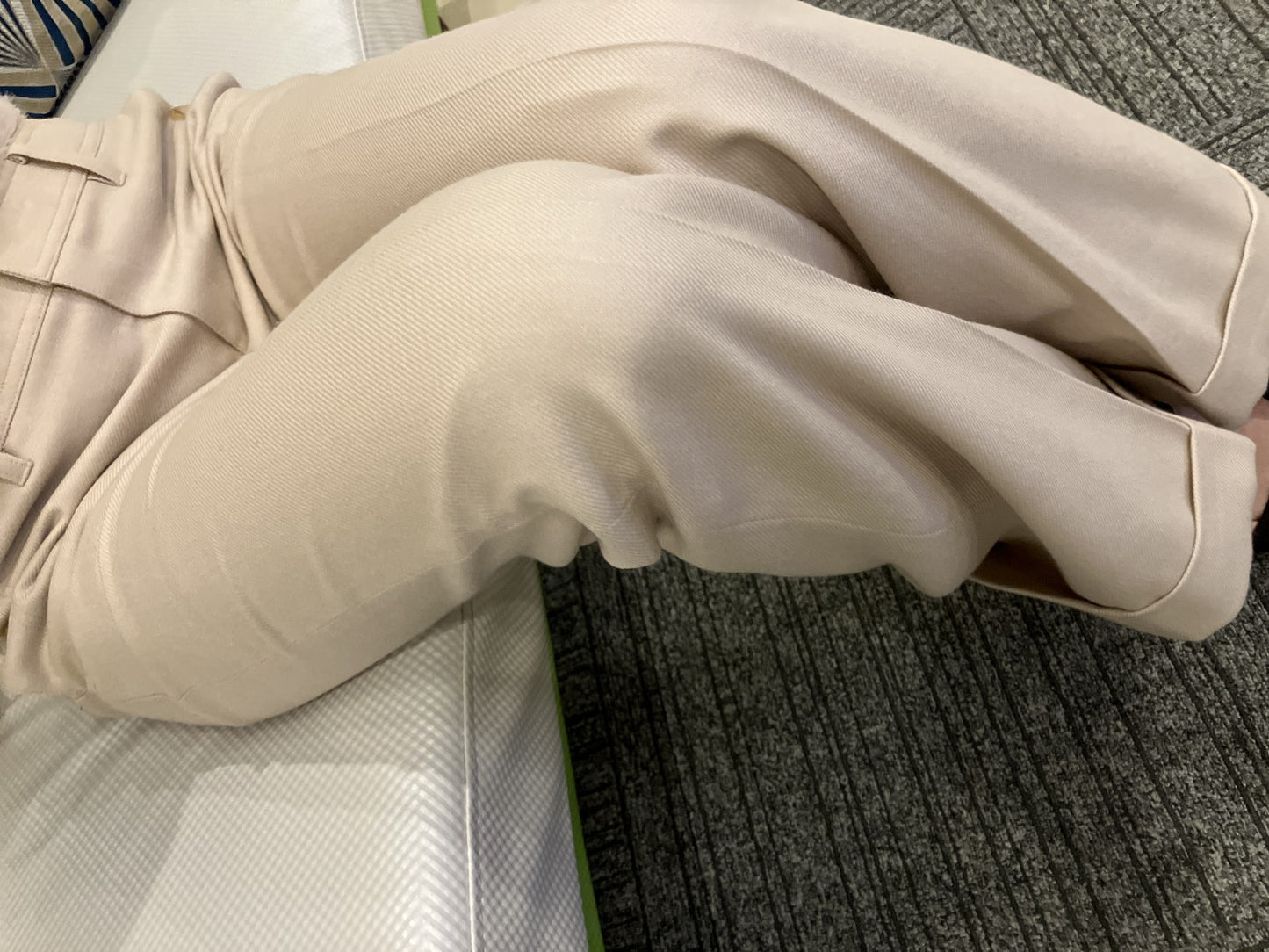 BURBERRY LONDON Women’s Pants Size 40 Ivory Cotton Stretch Trousers Japan Made