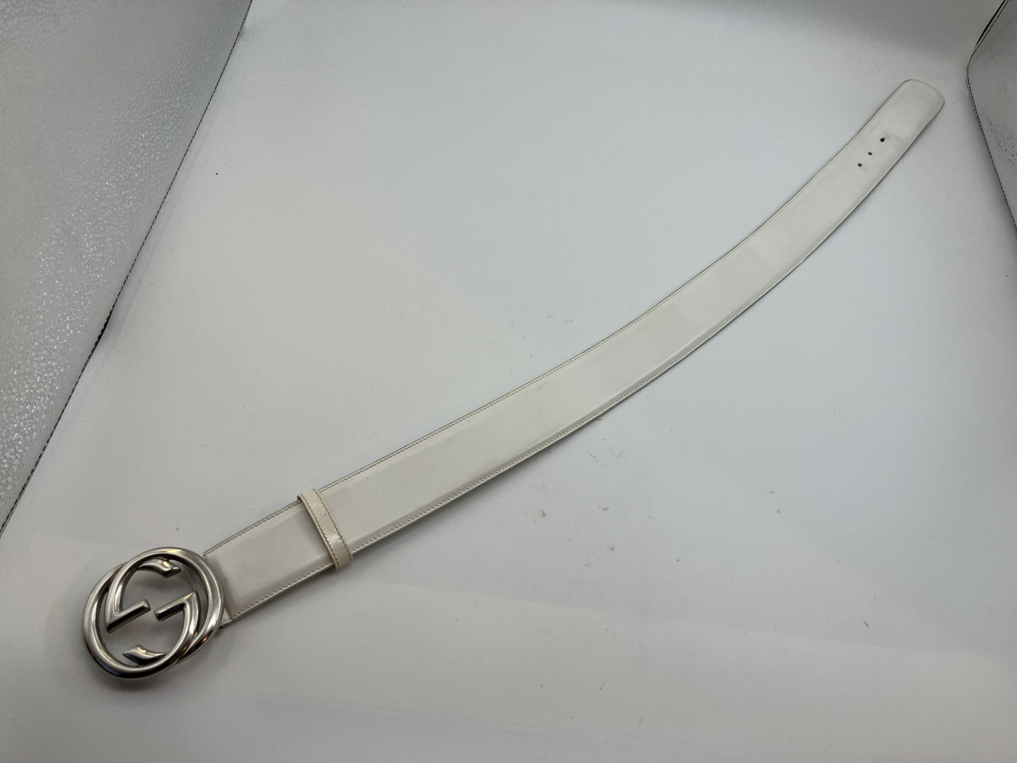 GUCCI インターロッキング レザー 037 194 0979 ホワイトベルト 88cm(34.65インチ) 幅4.5cm(1.77インチ) 送料無料