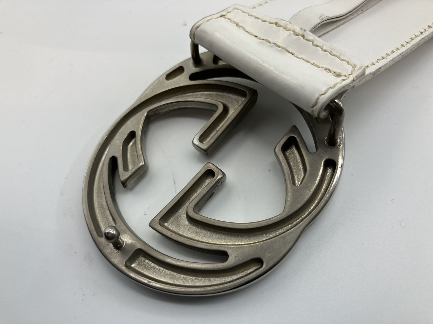 GUCCI インターロッキング レザー 037 194 0979 ホワイトベルト 88cm(34.65インチ) 幅4.5cm(1.77インチ) 送料無料