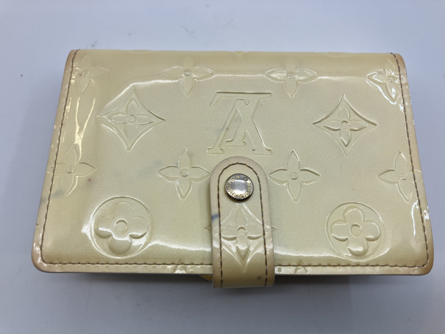 Louis Vuitton Vernis Compact Purse Wallet M10055 Monogram Embossed Beige Authentic Serial Engraved Box and Bag Included 5% Follow-up