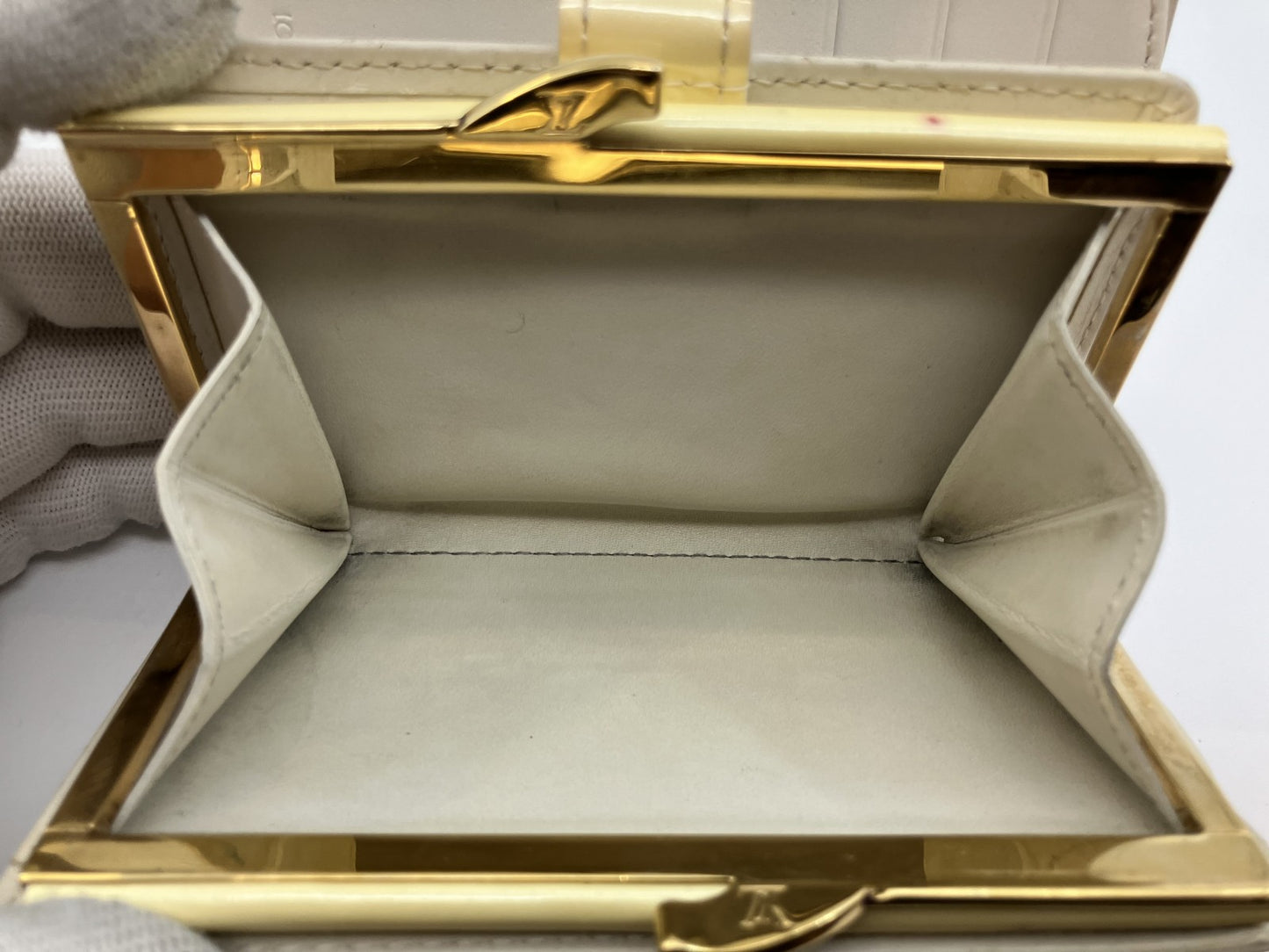 Louis Vuitton Vernis Compact Purse Wallet M10055 Monogram Embossed Beige Authentic Serial Engraved Box and Bag Included 5% Follow-up