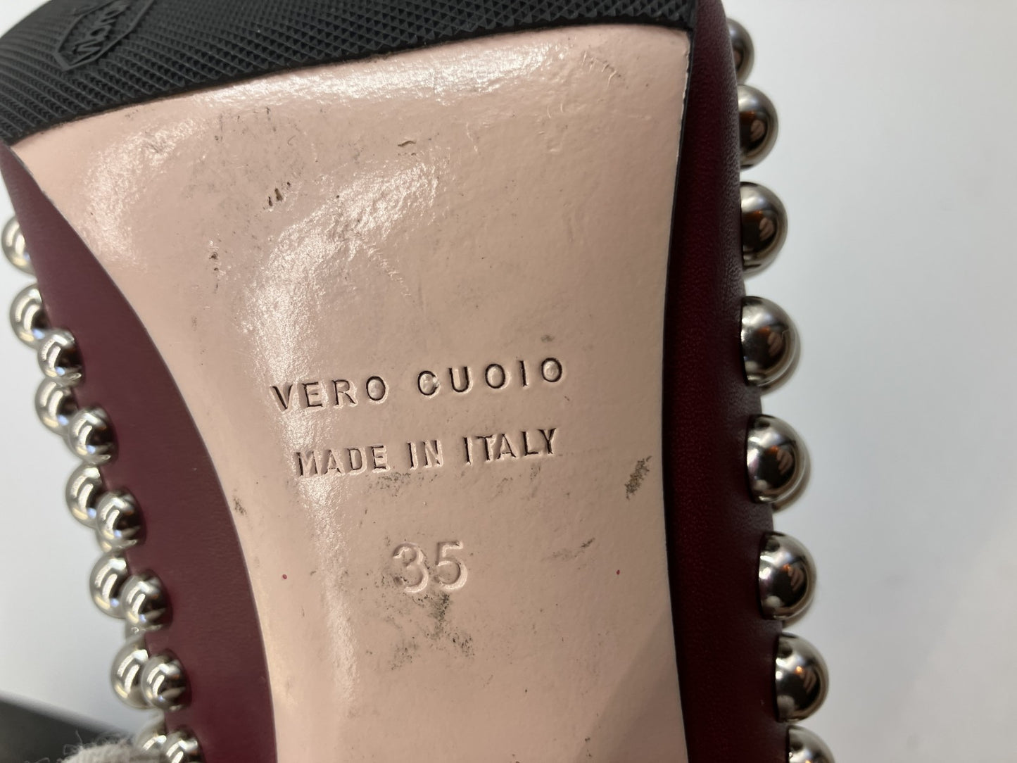 RED VALENTINO Studded Leather Pumps Burgundy Pointed Toe Heels EU35 US5 Italy
