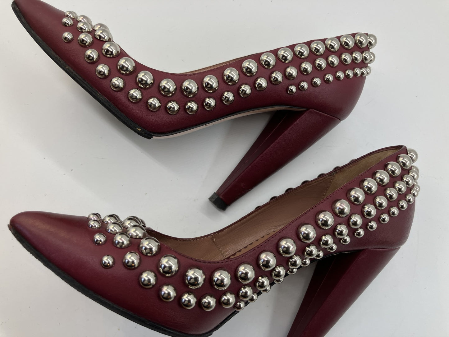 RED VALENTINO Studded Leather Pumps Burgundy Pointed Toe Heels EU35 US5 Italy