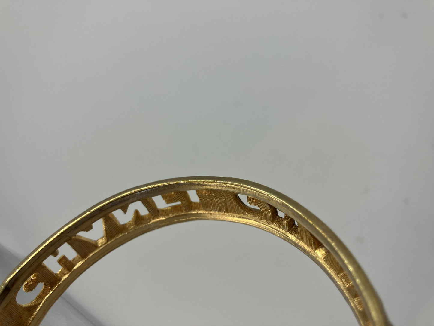 Chanel Bangle Inner diameter 7cm (2.76 inch) Arm circumference 21cm (8.27 inch) Bracelet Gold Free shipping 