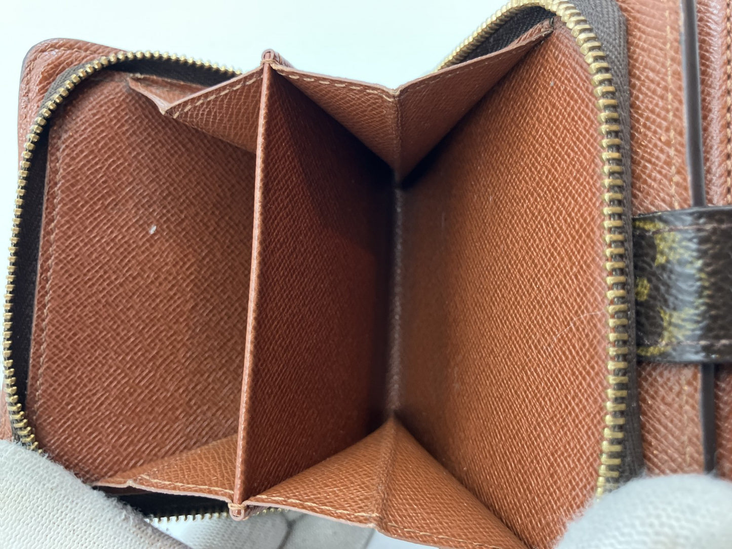 LOUIS VUITTON Monogram Compact Zip Bifold Wallet M61667 MI0070 | Ships from Japan