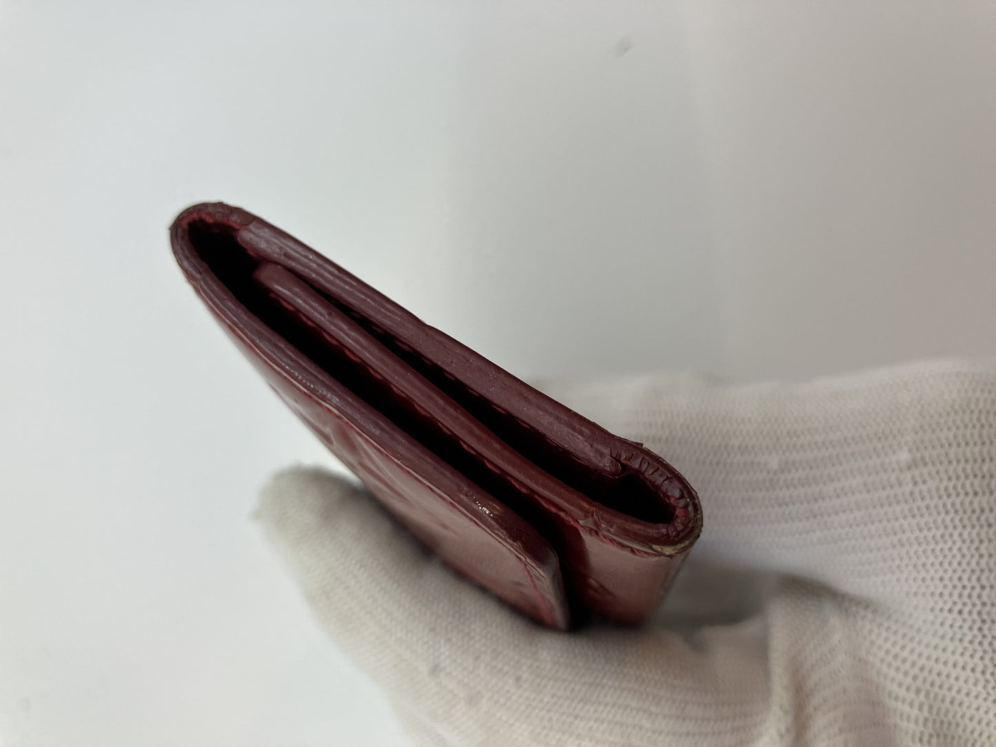 LOUIS VUITTON Red Vernis Multiclﾃｩs 4 4-Key Holder Case
