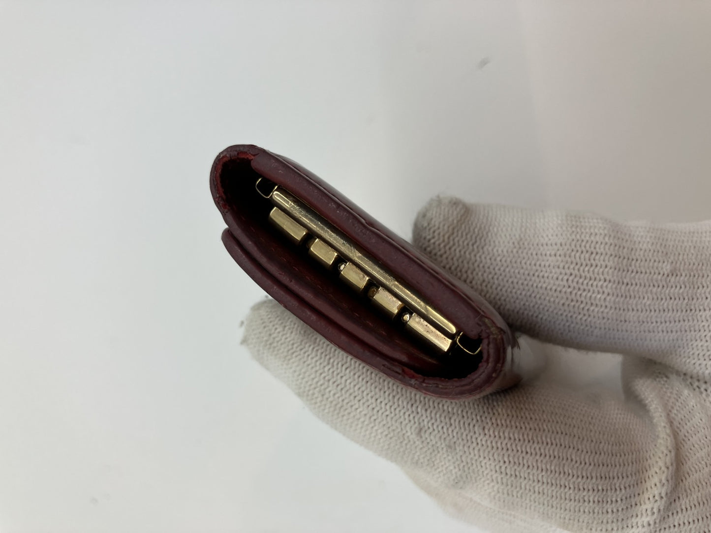 LOUIS VUITTON Red Vernis Multiclﾃｩs 4 4-Key Holder Case