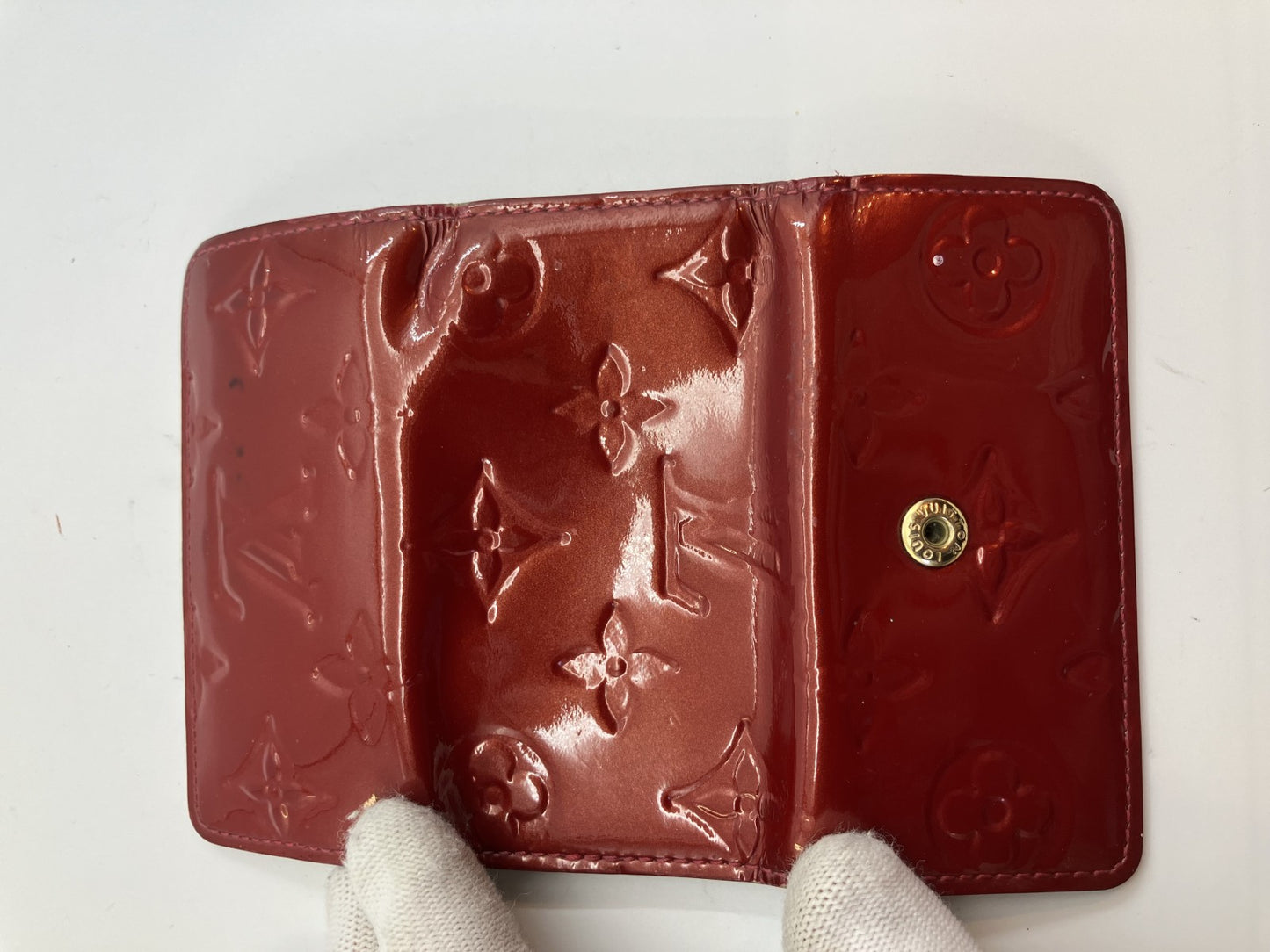 LOUIS VUITTON Red Vernis Multiclﾃｩs 4 4-Key Holder Case