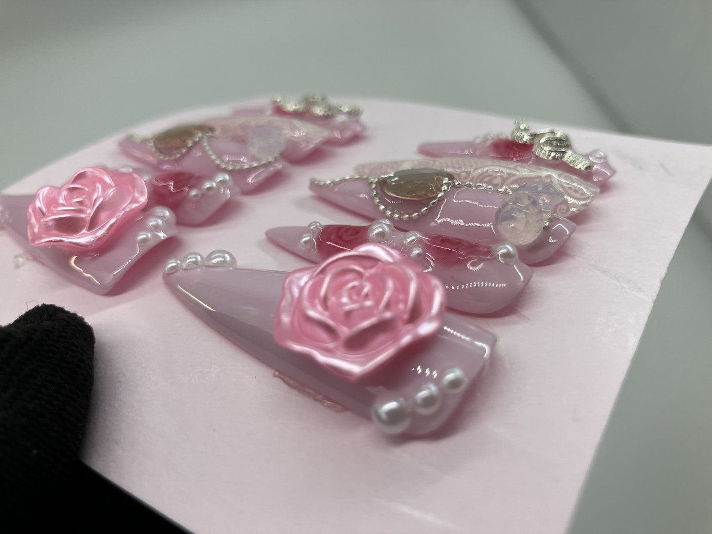 Original Design Japanese Handmade Pink Rose Heart Pearl Press On Nails Long Stiletto Gothic Kawaii Everyday Wear Nail Tips