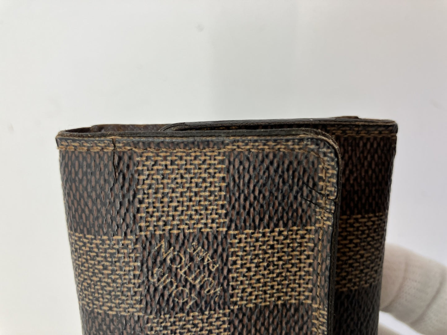 LOUIS VUITTON Damier Multiclﾃｩs 6 6-Key Holder Case Model: N62630