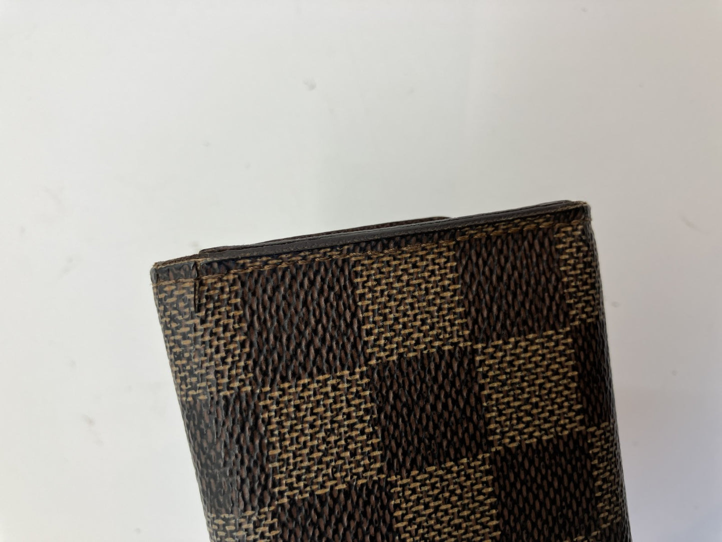 LOUIS VUITTON Damier Multiclﾃｩs 6 6-Key Holder Case Model: N62630