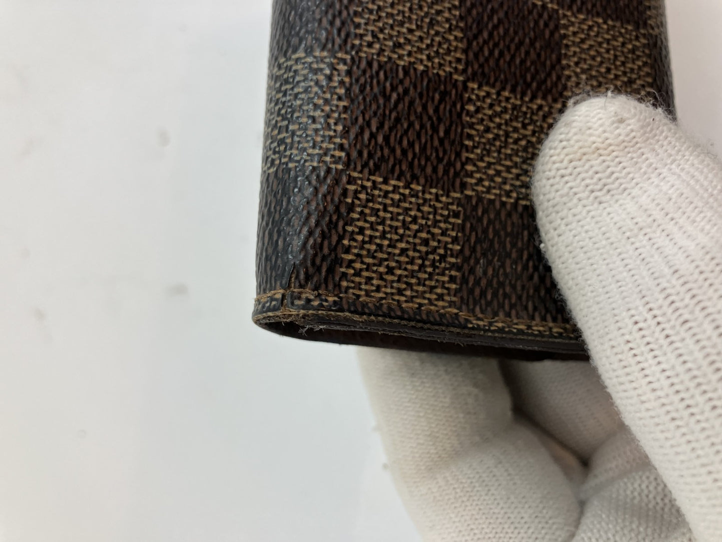 LOUIS VUITTON Damier Multiclﾃｩs 6 6-Key Holder Case Model: N62630