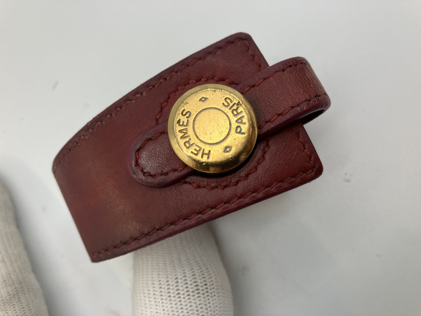 Hermes Serie Bracelet Bangle Bordeaux Gold Metal Authentic Genuine Product 5.9" Wrist Circumference