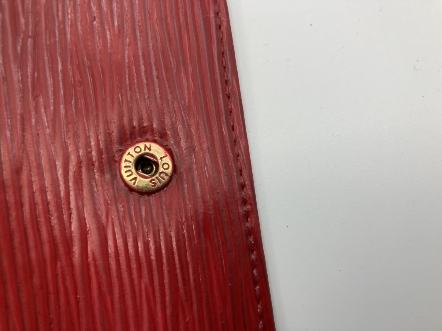 LOUIS VUITTON Epi Red 6 Key Holder Multicles Spain Leather Used