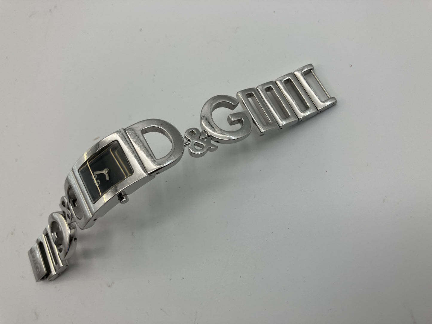 DOLCE & GABBANA Logo Quartz Watch Women Silver Stainless Steel Wrist 15cm 20mm Case