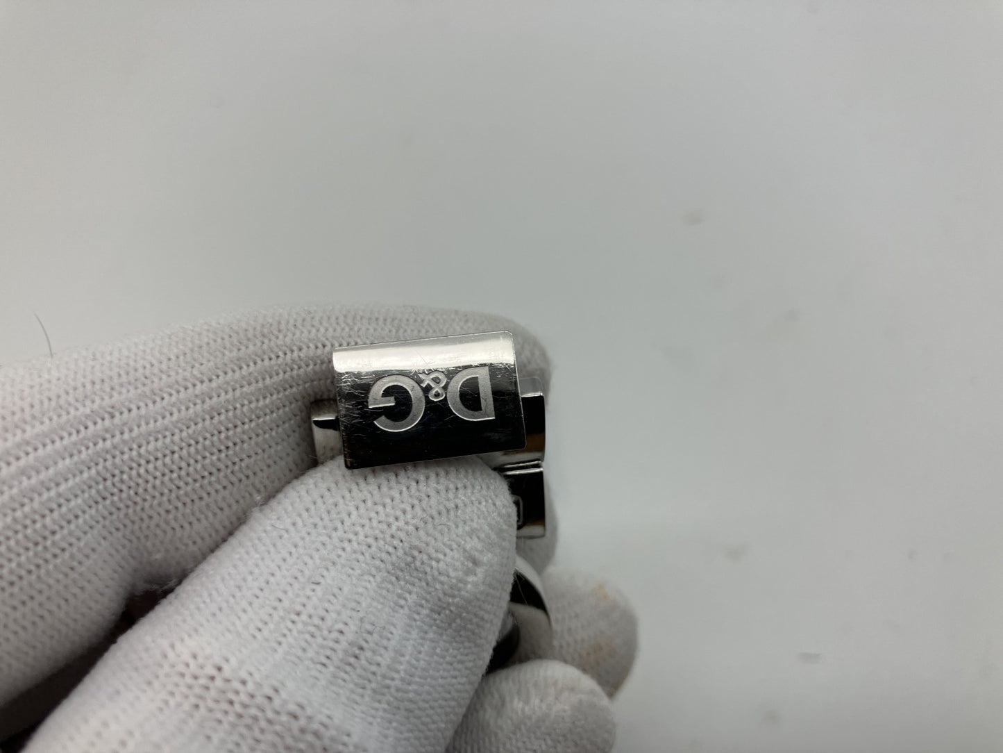 DOLCE & GABBANA Logo Quartz Watch Women Silver Stainless Steel Wrist 15cm 20mm Case