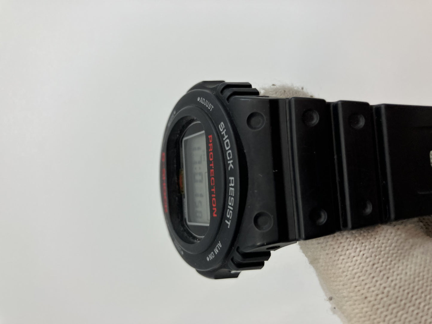 CASIO G-SHOCK DW-5750E Men's Wristwatch 45mm Case Quartz Black Japan Authentic