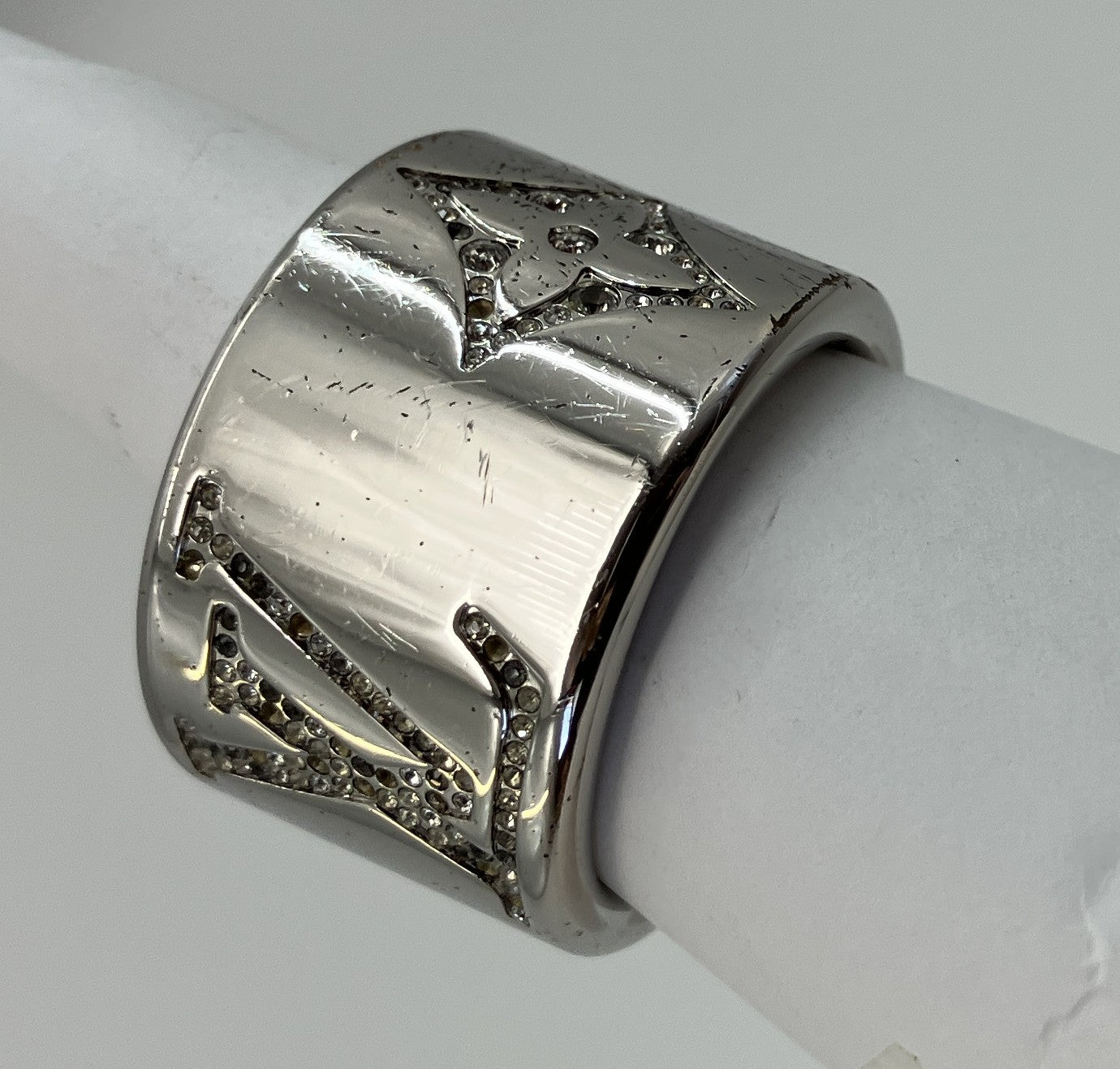 LOUIS VUITTON Monogram Strass Ring M68250 Size M Silver Tone JP19.5 US10 EU60–61 w/Box