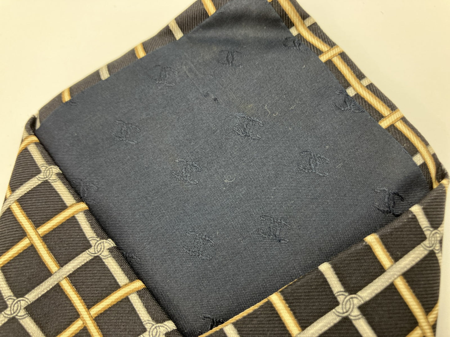 CHANEL Paris 100% Silk Tie Navy Gold Gray Lattice CC Logo Made in Italy