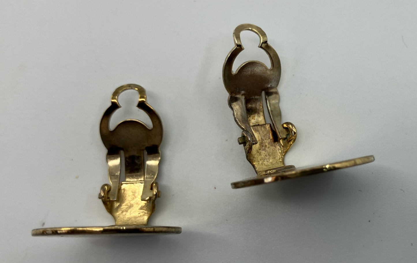 HERMES Sellier Clip-On Earrings Gold Tone Round Logo 20mm Bijouterie Fantaisie