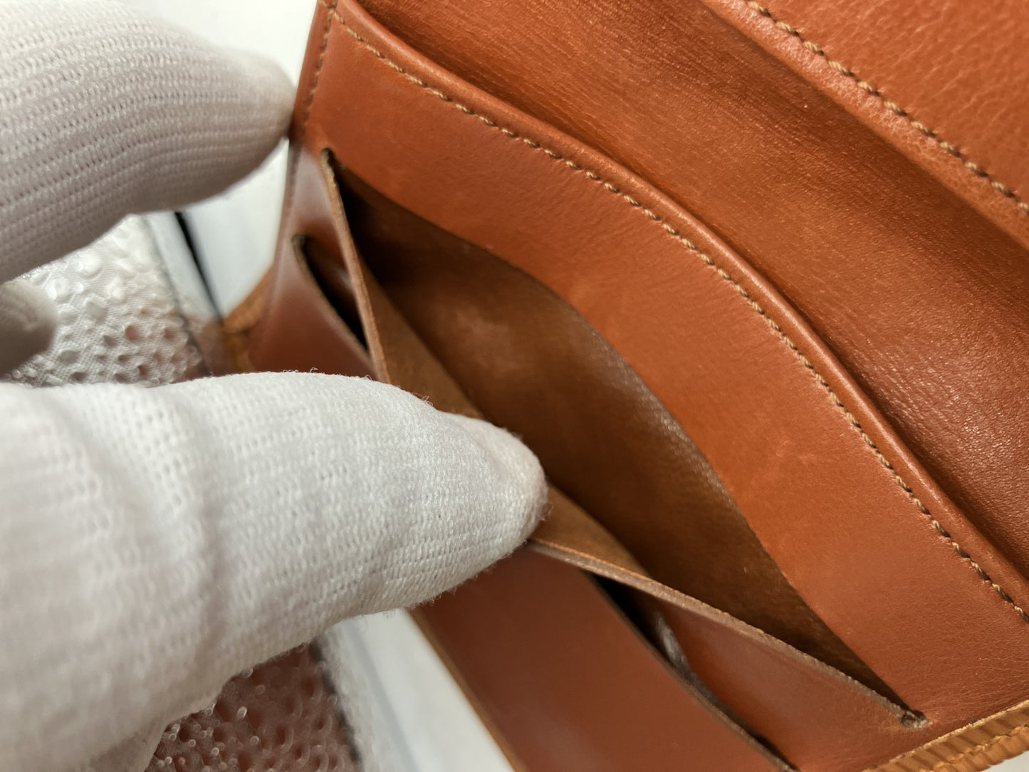 Louis Vuitton Epi Bifold Wallet Tan Brown Snap Made in France Vintage Date Code N/A