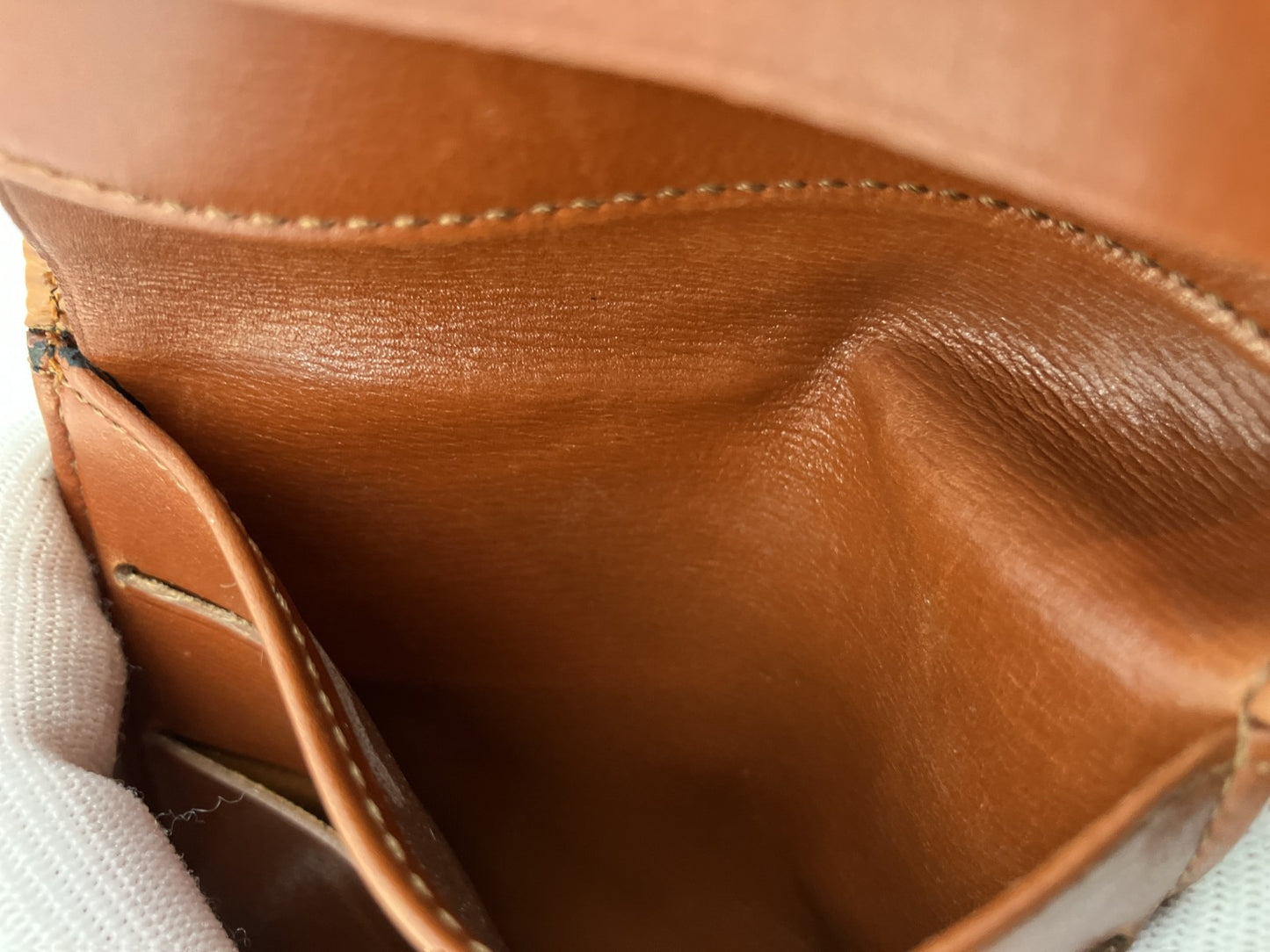 Louis Vuitton Epi Bifold Wallet Tan Brown Snap Made in France Vintage Date Code N/A