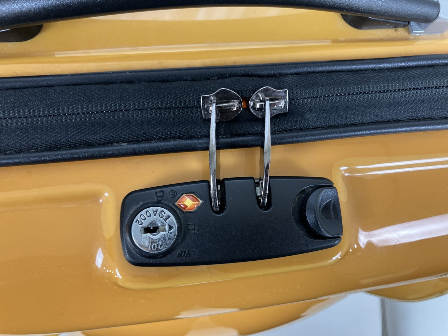 リラックマ キャリーケース キャリーバッグ オレンジ 旅行バッグ 機内持込風 トランク 鍵なし 小傷あり