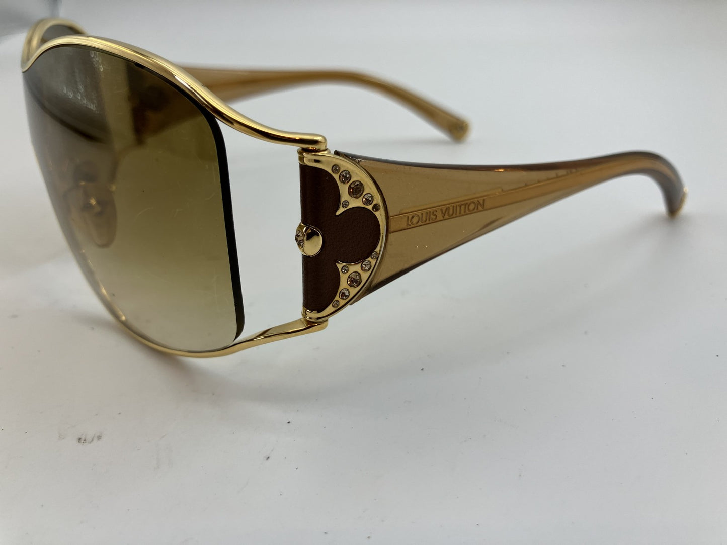 Louis Vuitton ID Z0306U M1110 Sunglasses 