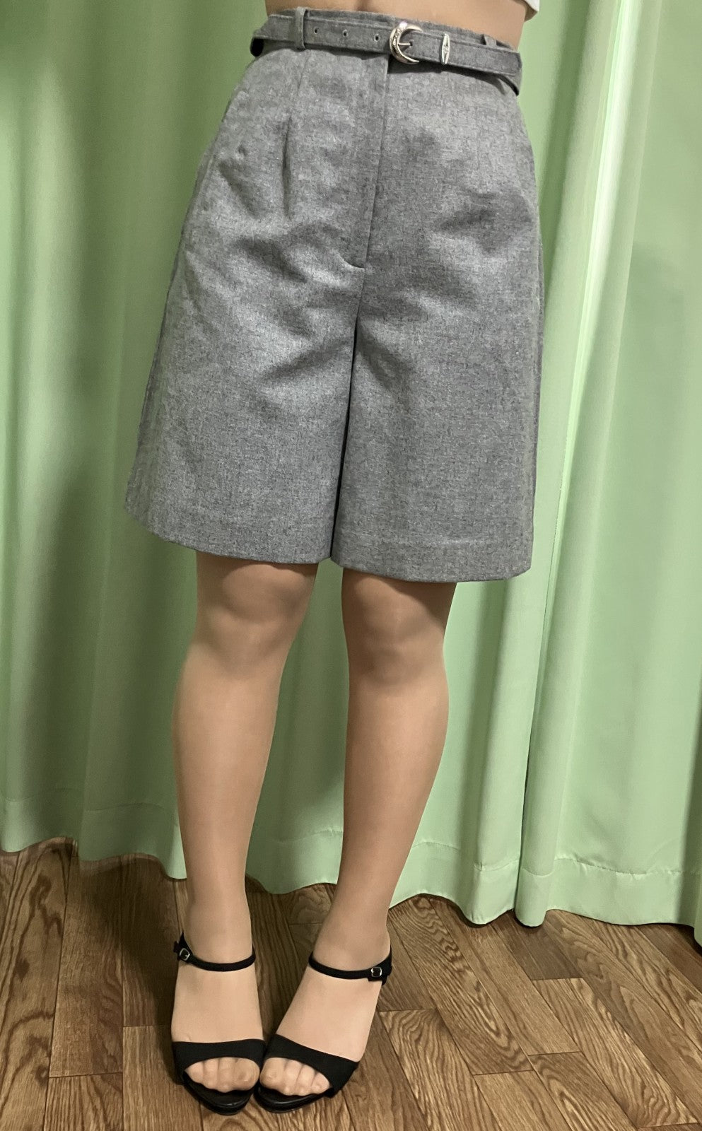 Courrèges Skirt Set 2-Piece Beige (W33/L47cm) & Gray (W32/L52cm) | Model Wearing |