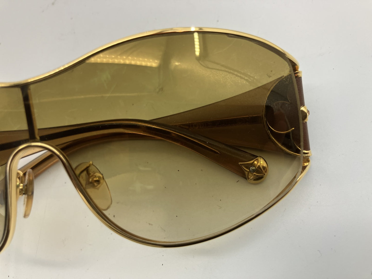 Louis Vuitton ID Z0306U M1110 Sunglasses 