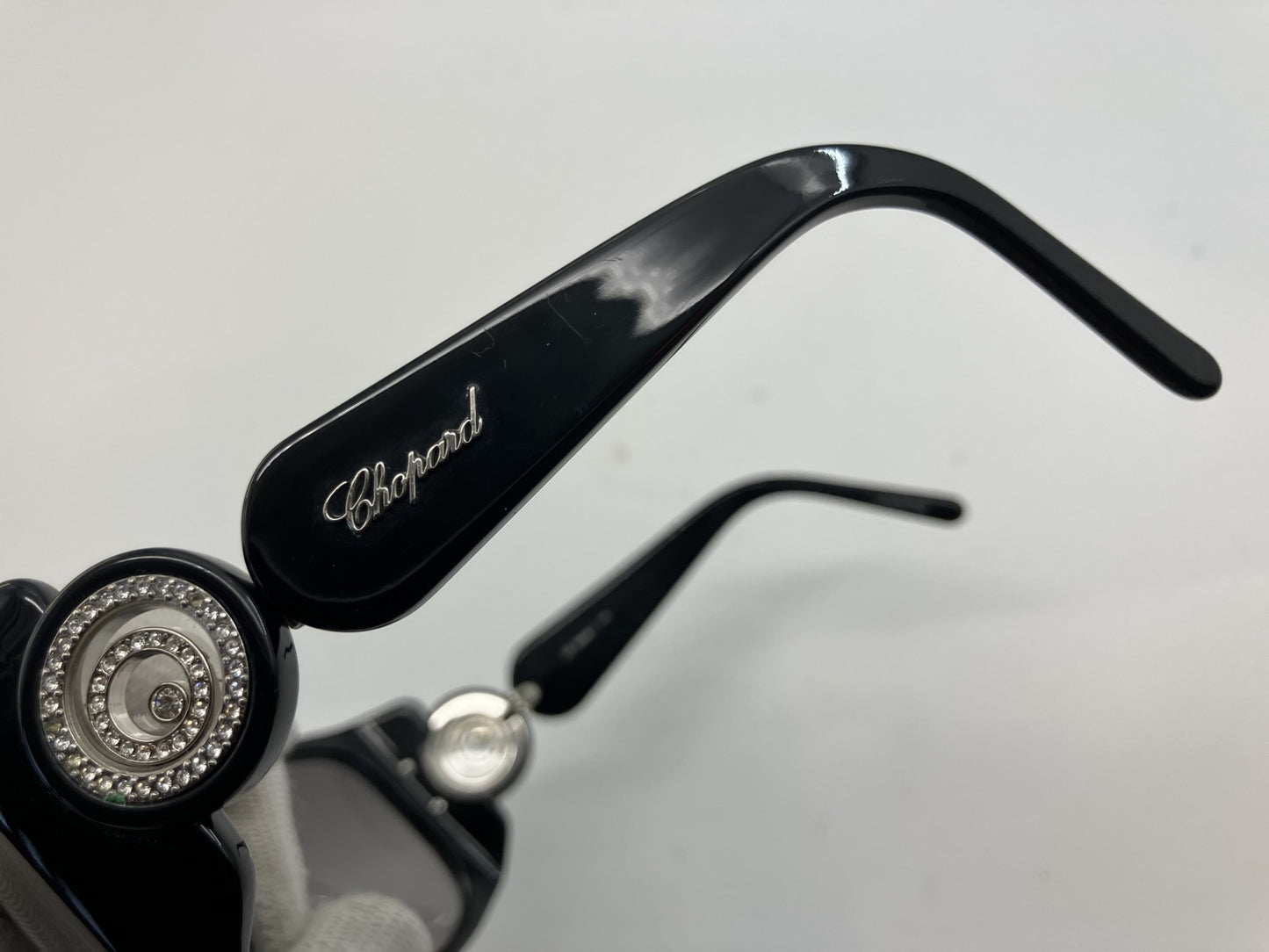 Chopard Puppy Spirit Moving Stone Logo Sunglasses Black Guarantee, Box, Case Included Free Shipping 