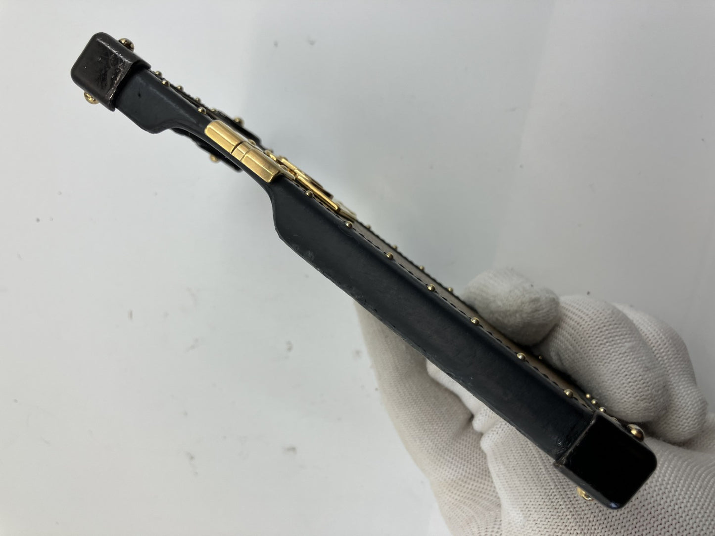 เคส iPhone X/Xs จาก Louis Vuitton Monogram Reverse M67893 จัดส่งฟรี 