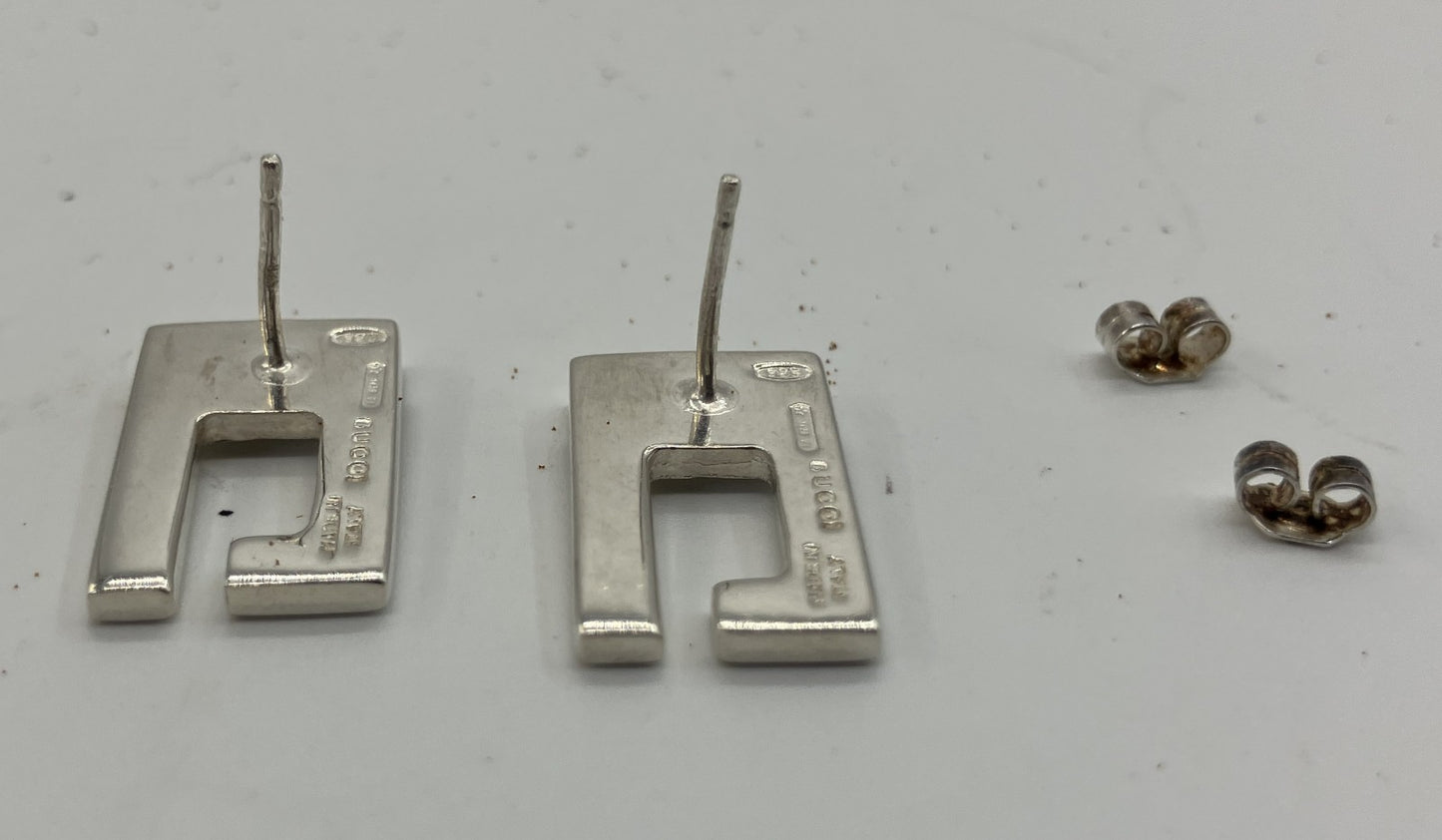 GUCCI G Logo Sterling Silver 925 Stud Earrings Made in Italy Pair