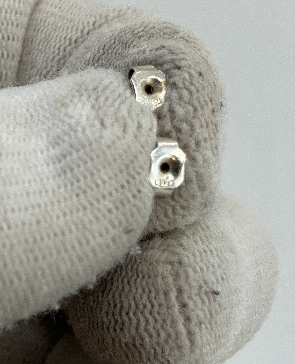 GUCCI G Logo Sterling Silver 925 Stud Earrings Made in Italy Pair