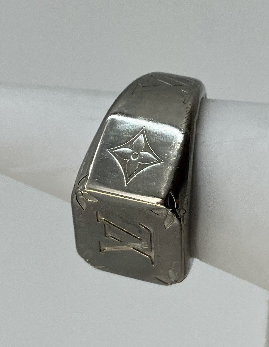 Louis Vuitton M62487 Signet Ring Monogram Silver M Size JP19 US9.5 14mm Band