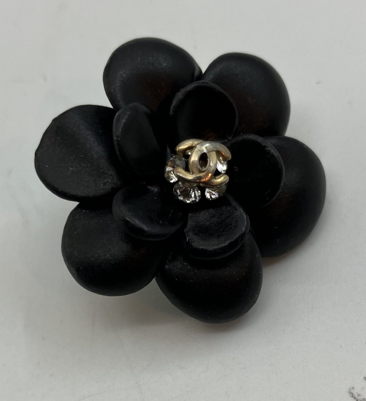 CHANEL 02A Coco Camellia Earrings (One Piece Only) Black Free Shipping 