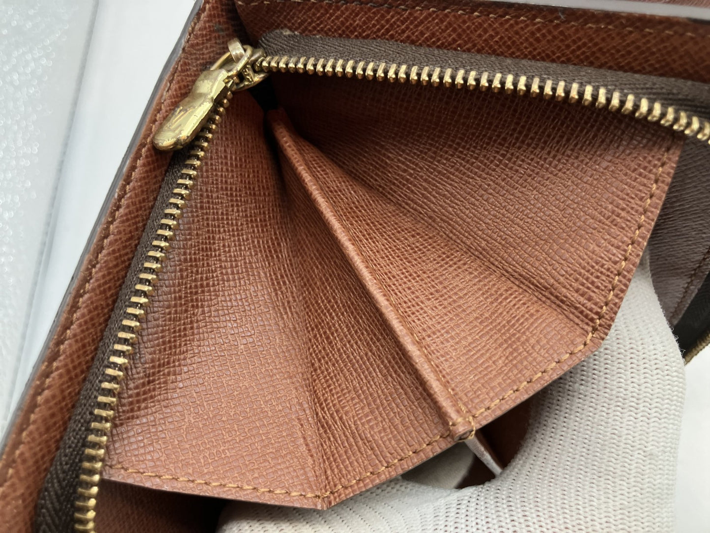 Louis Vuitton Monogram Porte Papier Zip Bi-fold Wallet M61207 15.5x4.3"