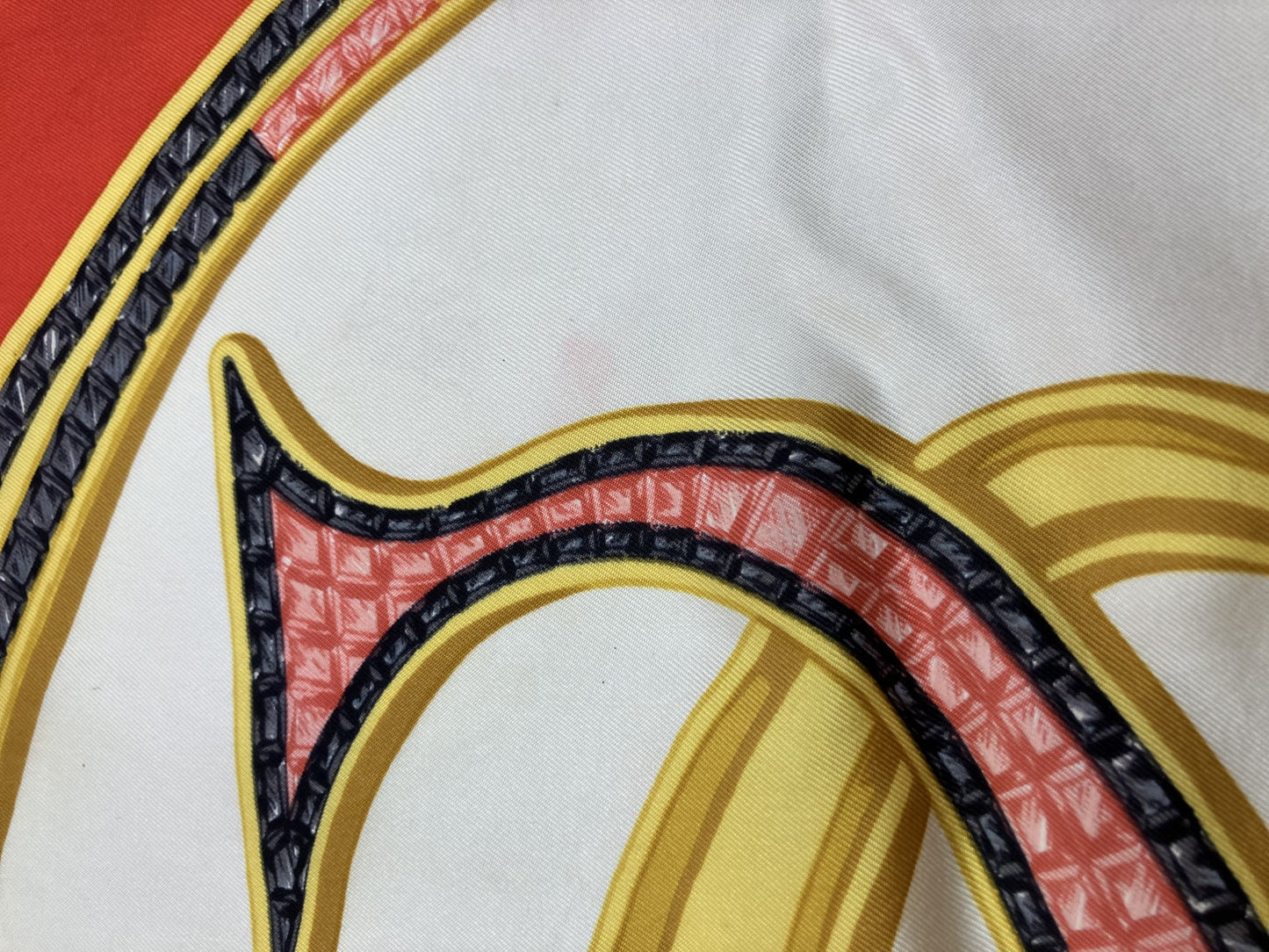 カルティエ スカーフ 赤 84×84cm(33.07×33.07 インチ) 送料無料