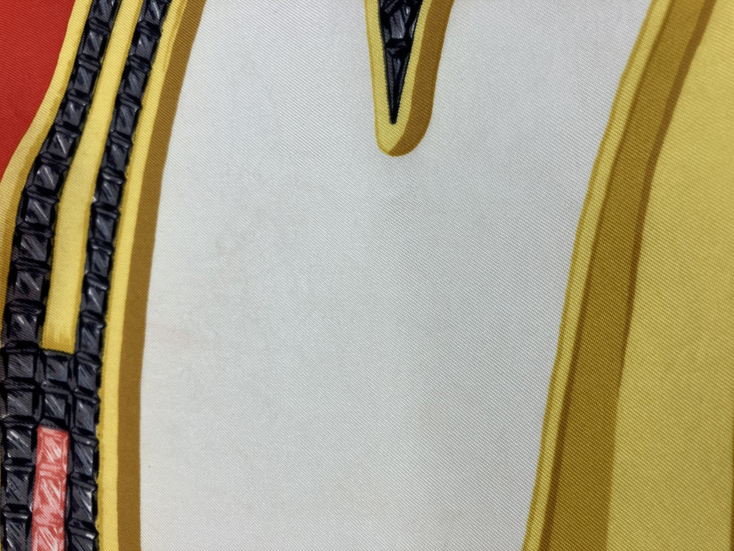 カルティエ スカーフ 赤 84×84cm(33.07×33.07 インチ) 送料無料