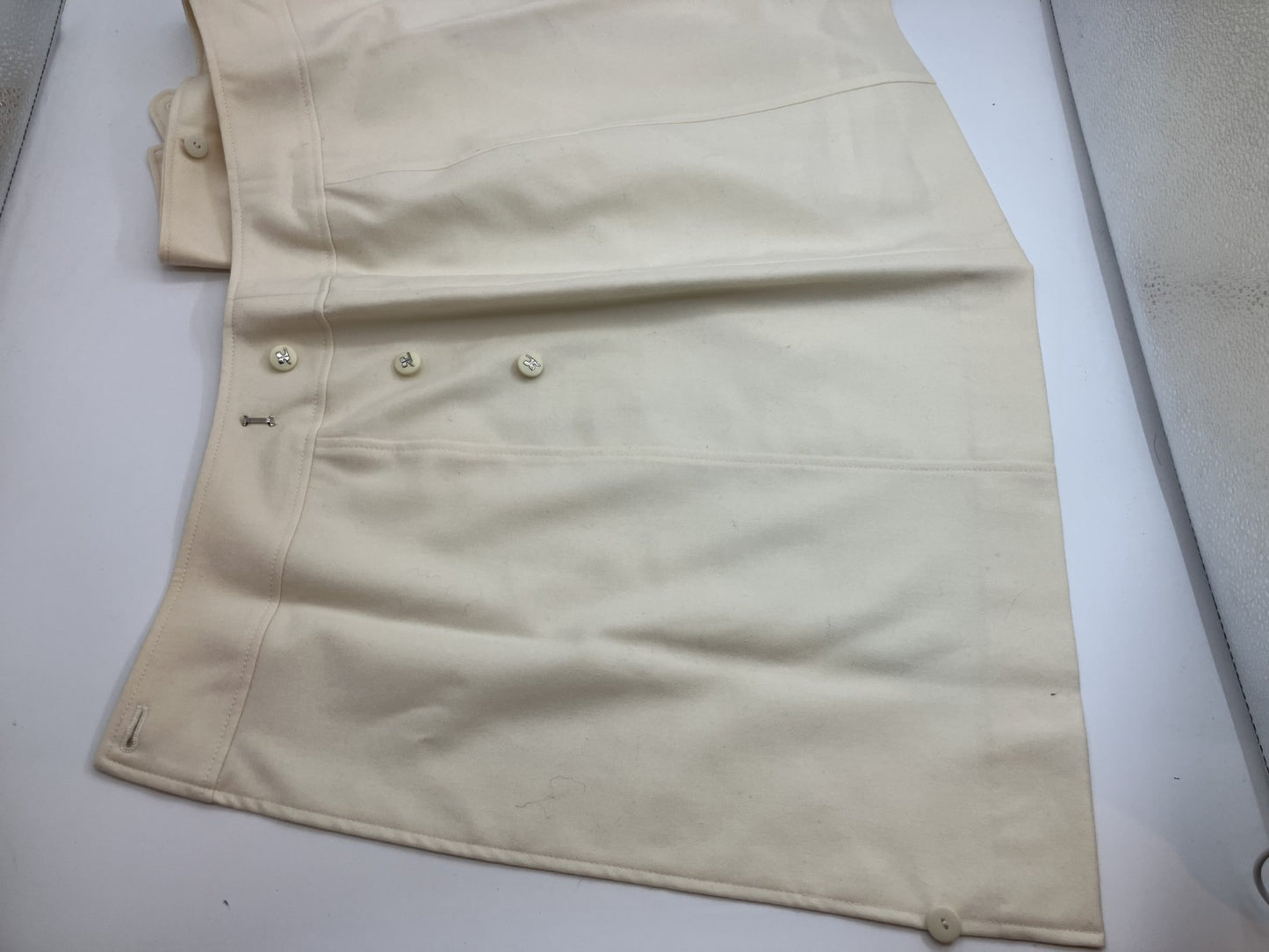 Courrèges Skirt Set 2-Piece Beige (W33/L47cm) & Gray (W32/L52cm) | Model Wearing |