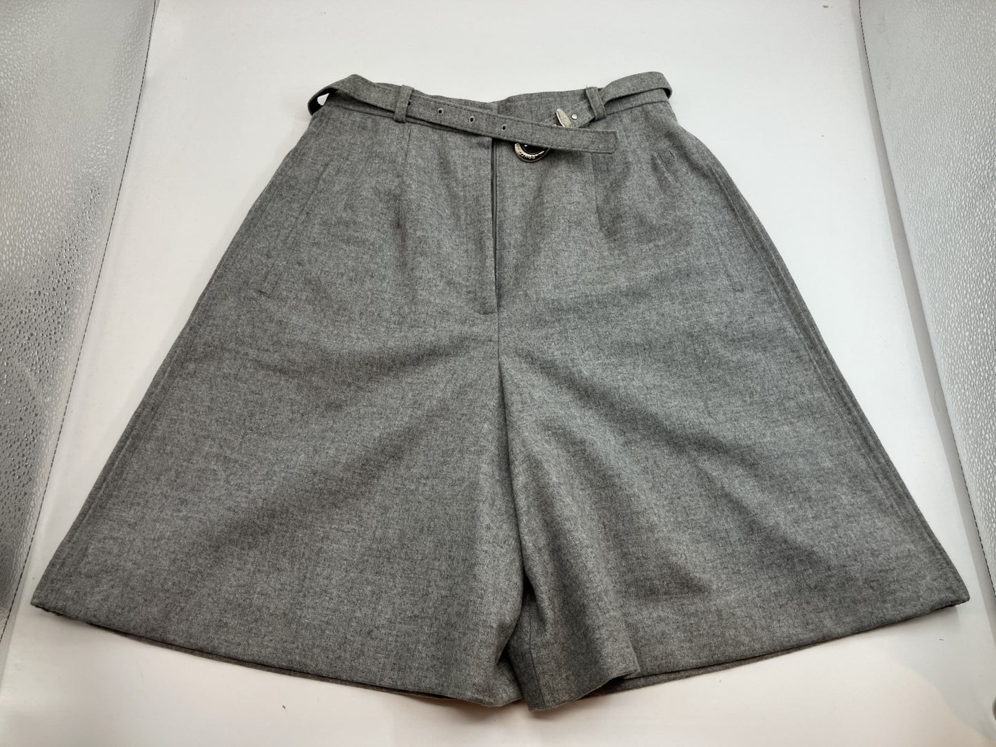 Courrèges Skirt Set 2-Piece Beige (W33/L47cm) & Gray (W32/L52cm) | Model Wearing |