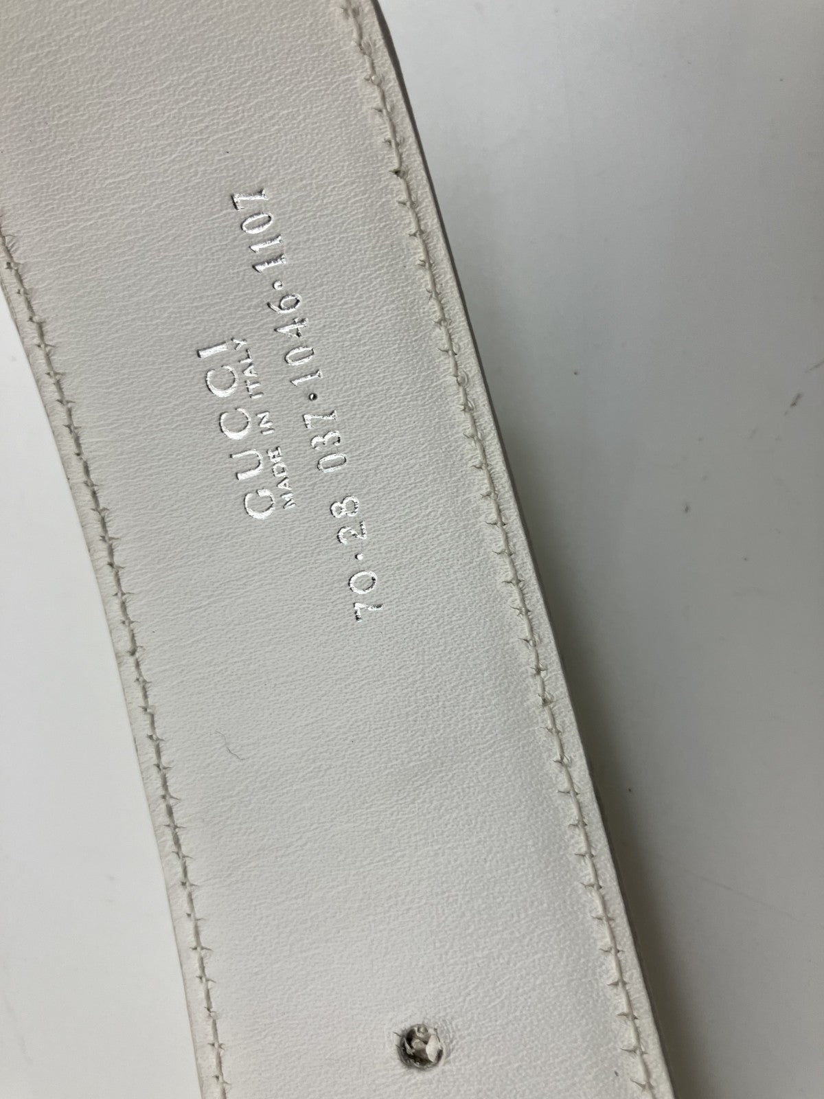 GUCCI Gロゴバックル 037 1046 1107 ベルト 全長87ｃｍ 幅4ｃｍ アイボリー＆シルバー 送料無料