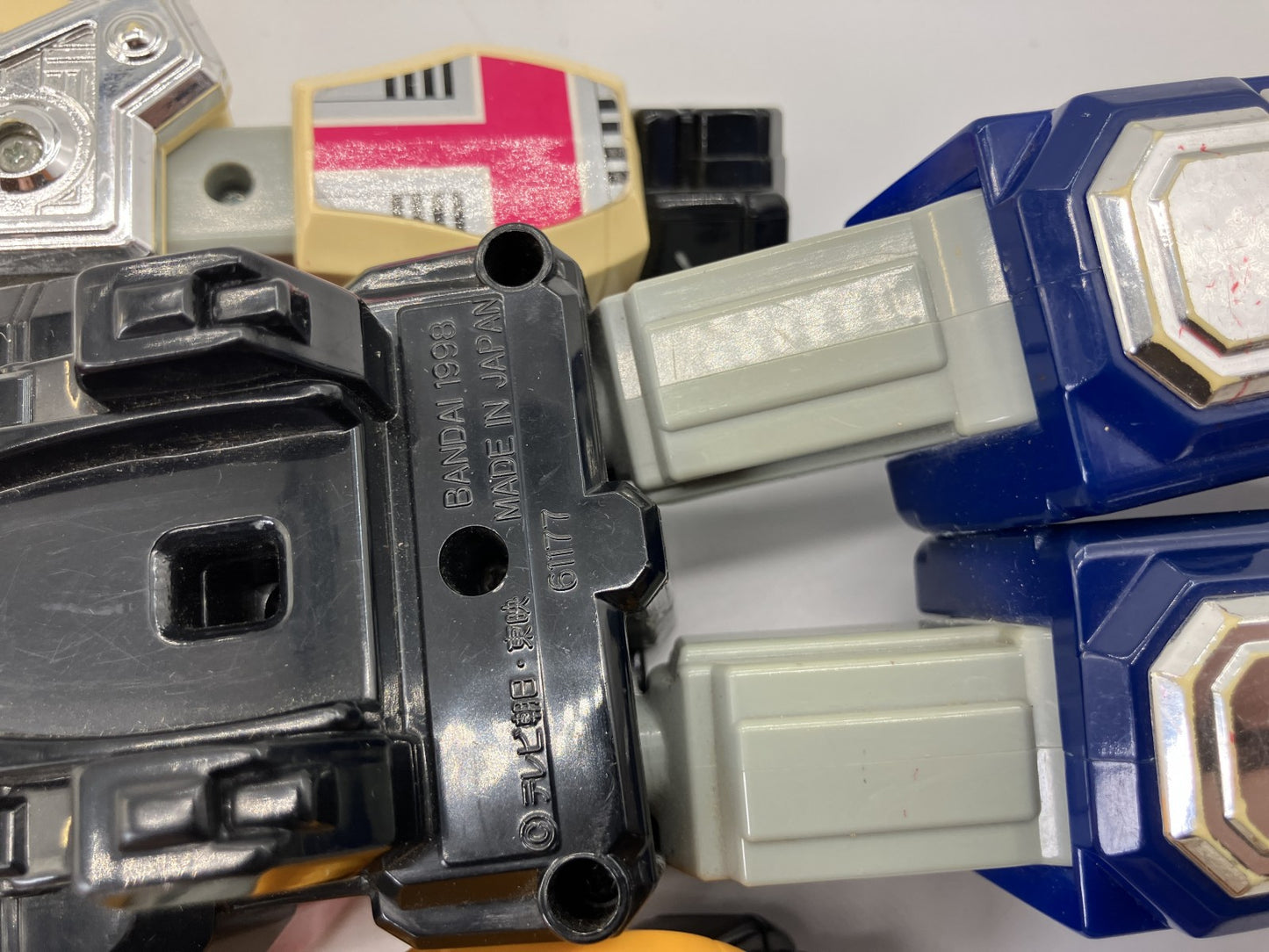 BANDAI Gingaman DX GingaiOh BullTaurus Figures Vehicle Toy Lot Japan 1997 1998
