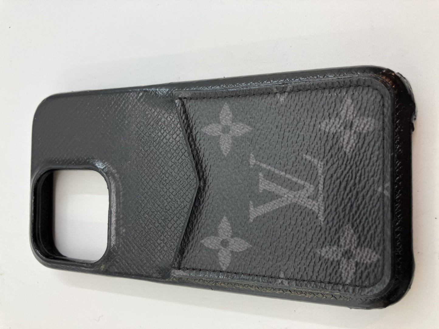 LOUIS VUITTON ME5201 Monogram Graffiti Smartphone Case 13Pro Free Shipping 