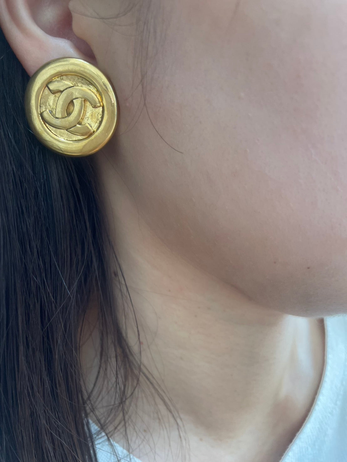 CHANEL CC Logo Round Earring, Single, Gold Tone, 1.1" Diameter, Made in France