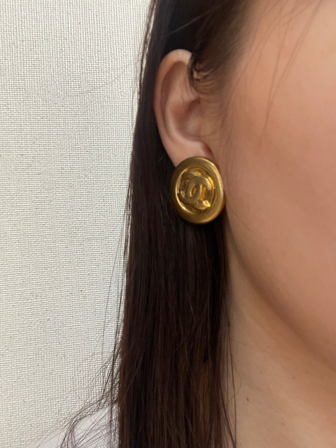 CHANEL CC Logo Round Earring, Single, Gold Tone, 1.1" Diameter, Made in France