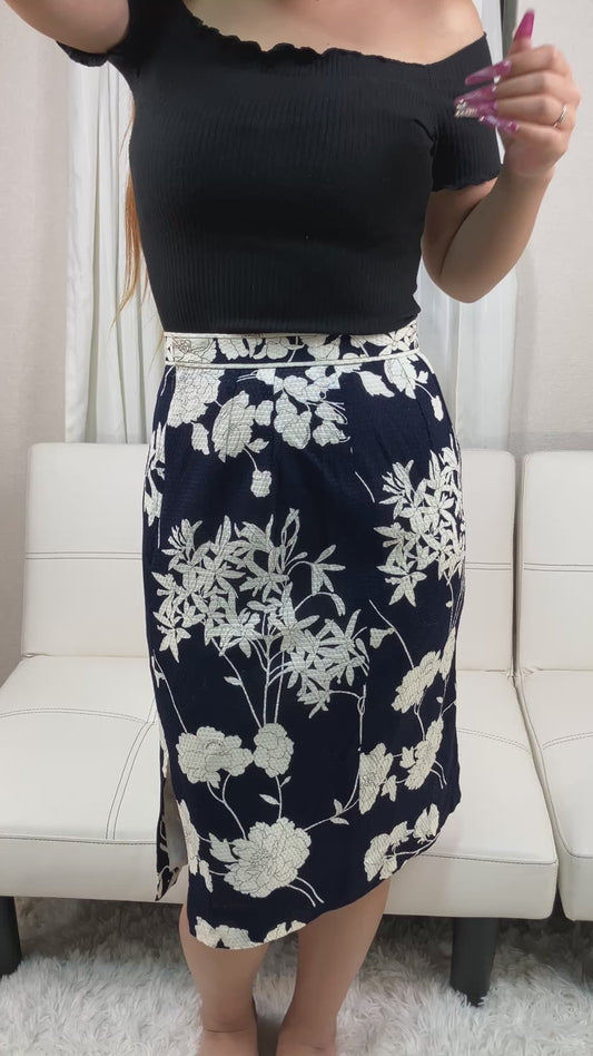 LEONARD Floral Tight Skirt Navy Ivory Cotton Japan Women Size 67-93