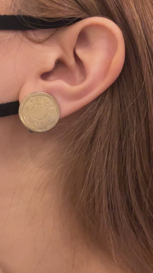 HERMES Sellier Clip-On Earrings Gold Tone Round Logo 20mm Bijouterie Fantaisie