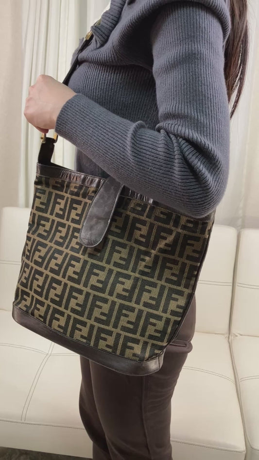 FENDI Zucca Shoulder Bag FF Logo Brown Canvas Leather Vintage Italy