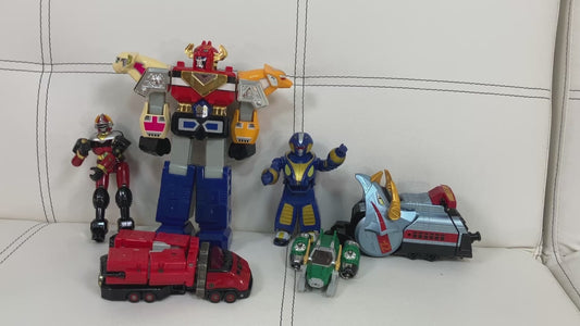 BANDAI Gingaman DX GingaiOh BullTaurus Figures Vehicle Toy Lot Japan 1997 1998